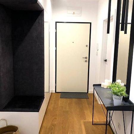 Apartaments Airport Okecie Premium Warschau Exterior foto