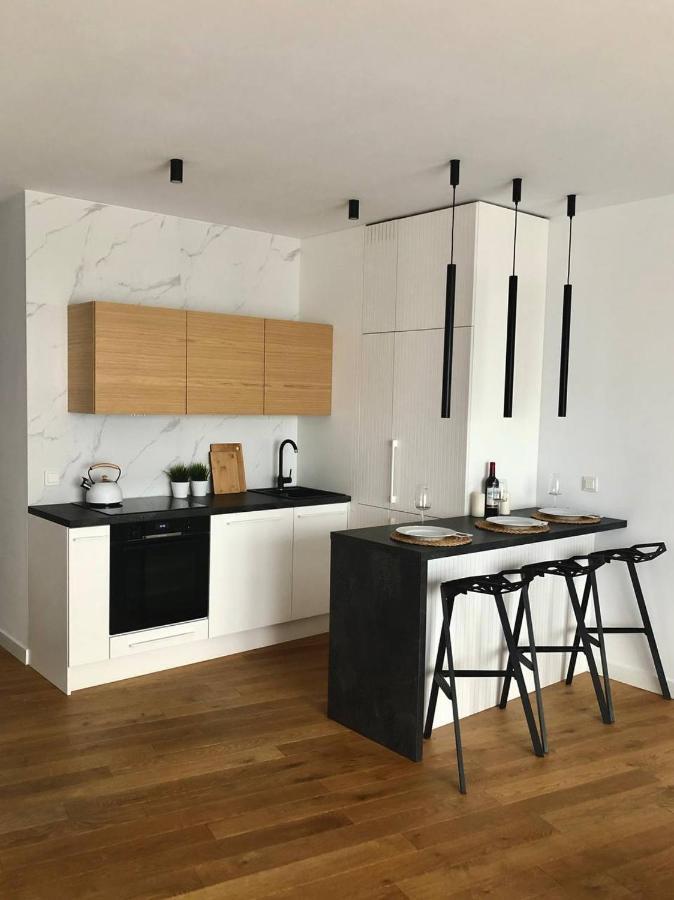 Apartaments Airport Okecie Premium Warschau Exterior foto